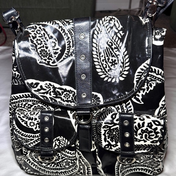 Gigi Hill Handbags - Gigi Hill black and white Paisley Back-Pack Tote